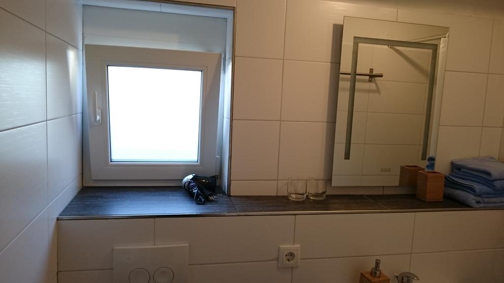 Appartement Casa Helvetia à Rheinhausen Extérieur photo