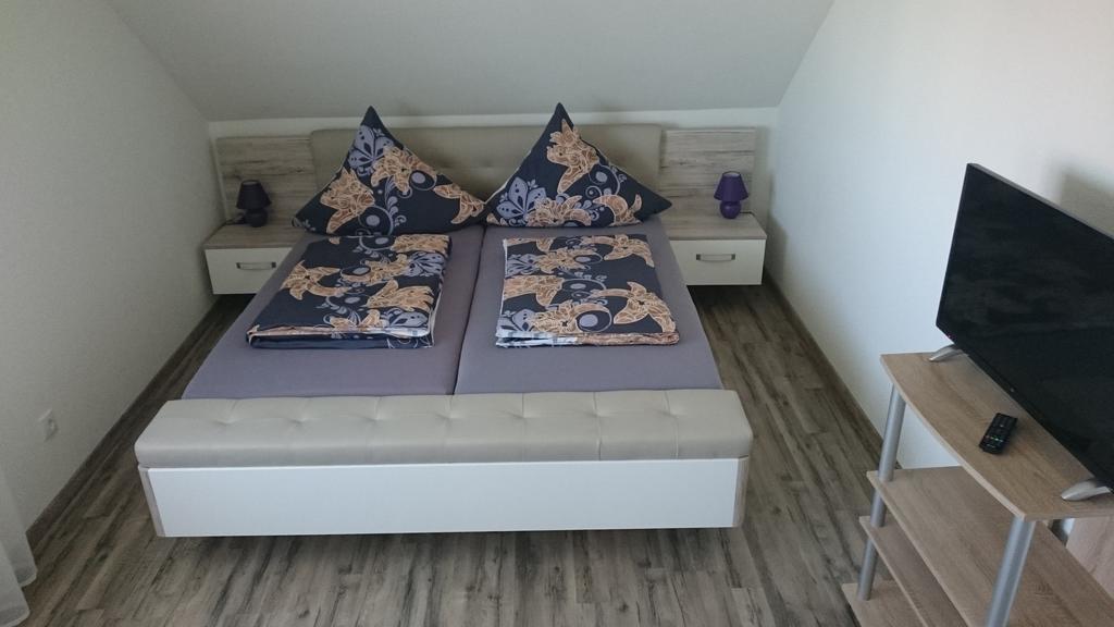 Appartement Casa Helvetia à Rheinhausen Extérieur photo